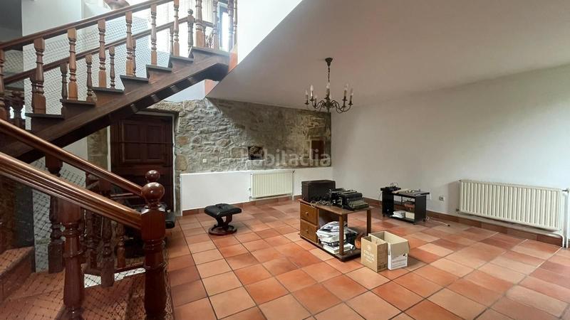 Foto 5bcf8e3a-71b3-45d7-97d3-a8e24c49ac3f. Casa  en esmelle en Área Rural Ferrol