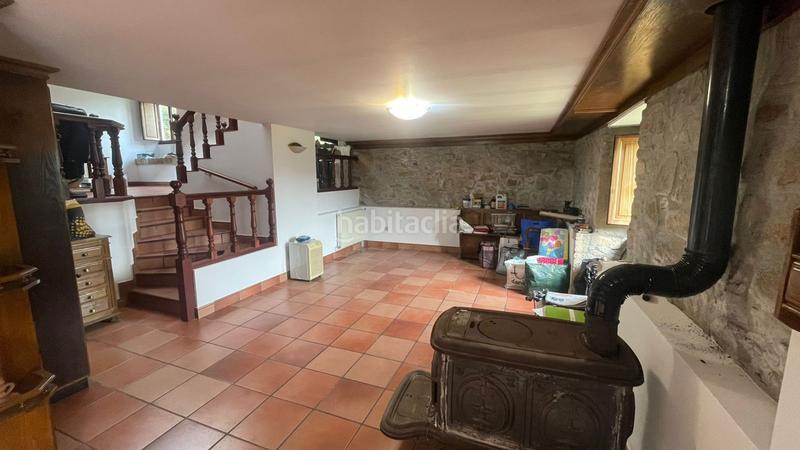 Foto d43e7c7f-24ad-4f2c-94ae-b386f522e572. Casa  en esmelle en Área Rural Ferrol