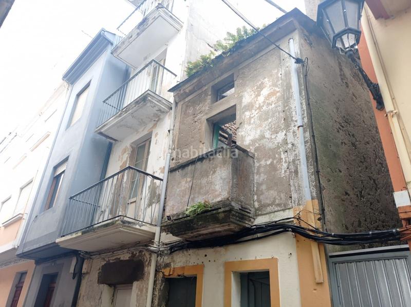 Foto c069e05b-c537-4da2-9df9-73d39cc67a93. Edifici a Viveiro