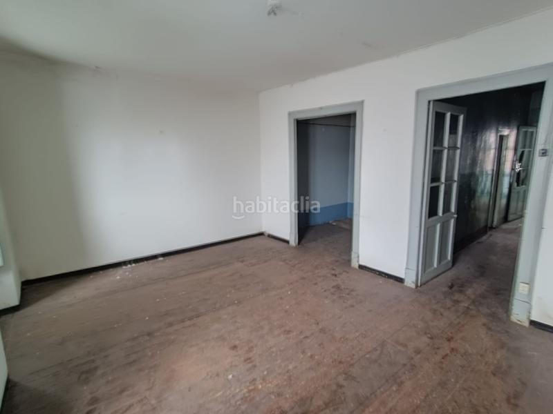 Foto b8e02ac7-e4dc-4a3f-82d7-e0556a4e7919. Maison jumelée dans Canido Ferrol