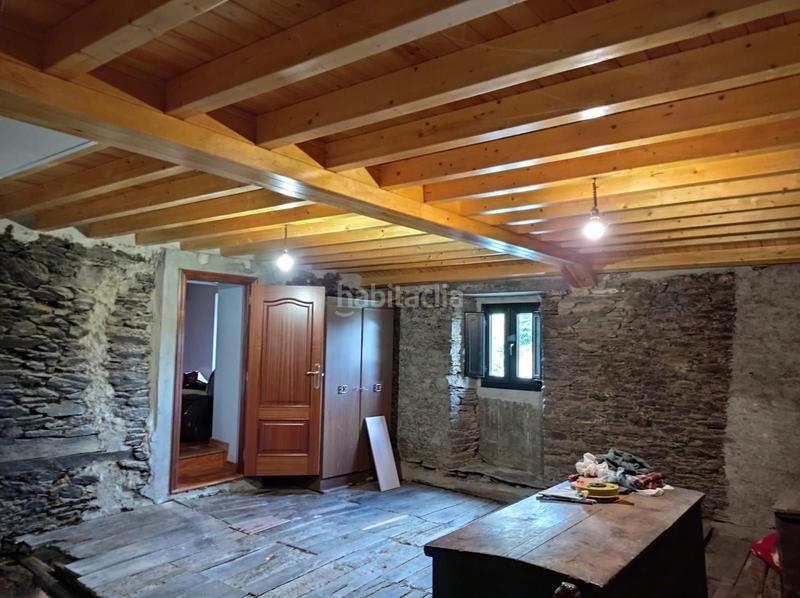 Foto 351ec9ba-e869-4129-b2c0-f30091568e92. Casa adossada a Mañón