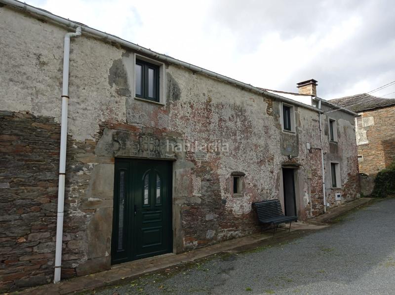 Foto b2258953-7955-4a3a-b6fb-67e29393f58a. Casa adossada a Mañón