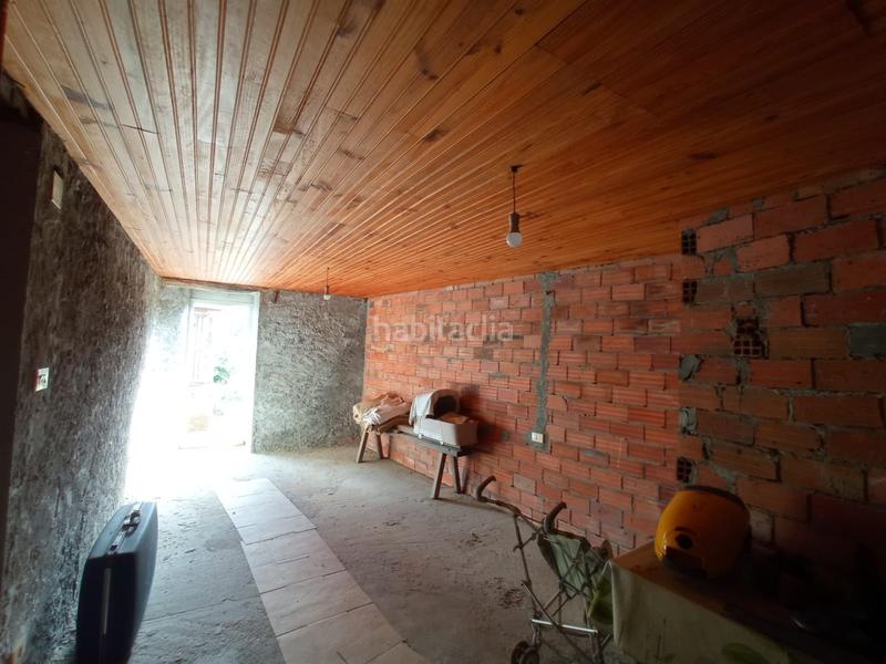 Foto dee84437-ac3f-42dd-b48f-f0b98553aef7. Casa adossada a Mañón