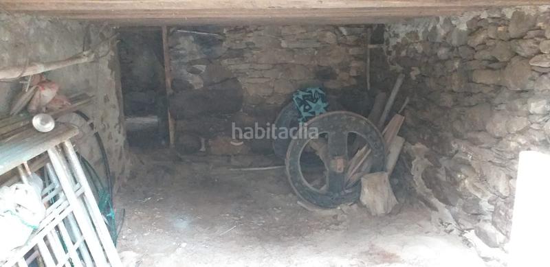 Foto 891d5842-db2b-4230-8dad-6d3d8a614c5e. Masía casa adosada para rehabilitar en vila de bares en Mañón