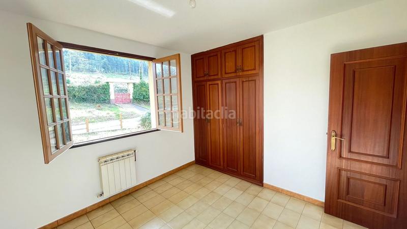 Foto d4af67d7-dd06-4be5-a7af-961b58a915a5. Casa con riscaldamento in Valdoviño