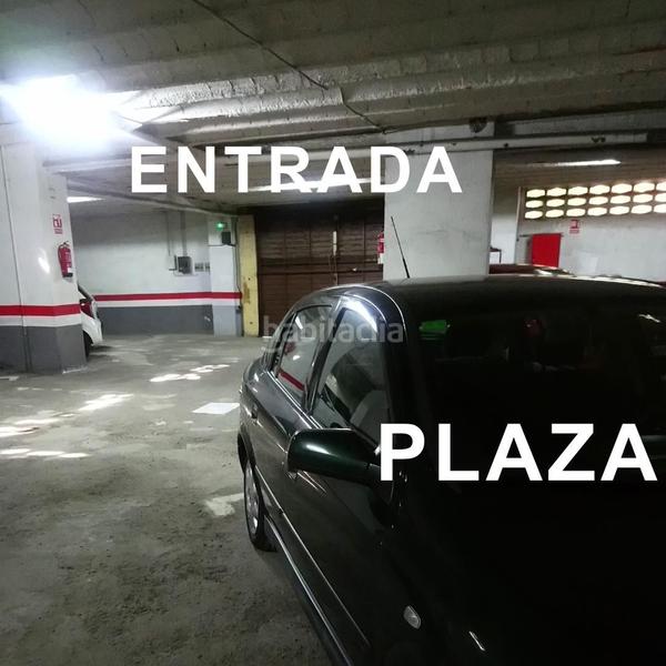 Foto 735fc65e-92e2-4e89-8716-95edd2d86bb6. Parking voiture dans passeig de santa coloma 15 dans Barcelona