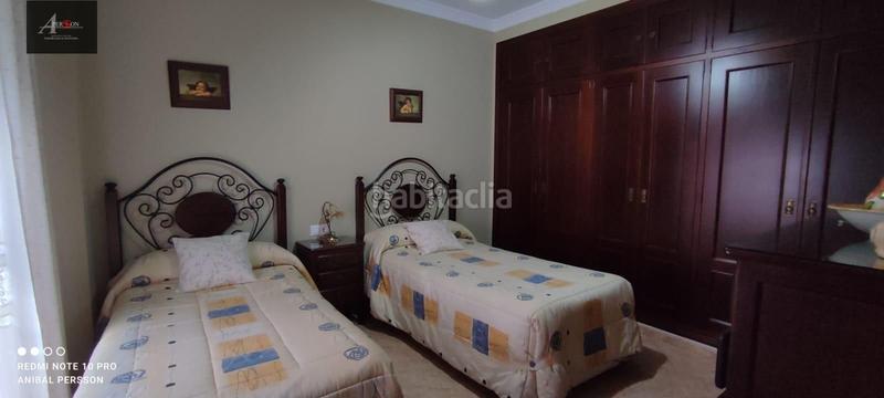 Foto 9d3dcad3-3d2c-4e4d-aa17-76b4e54dd91f. Casa amb aparcament a Écija
