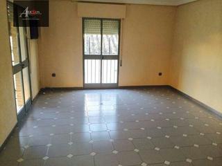 Pis a Écija. Se vende piso en zona próxima a puerta cerrada.