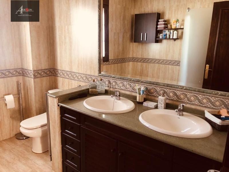 Foto 49cfae82-e6d8-456a-be58-d0cf2685299e. Casa amb aparcament a Écija