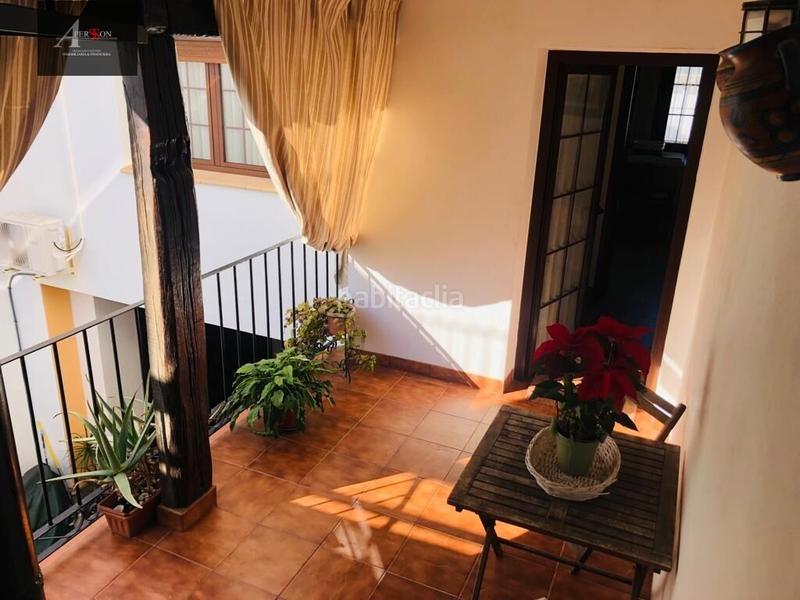 Foto c7a7c0a2-c256-4846-9318-11fabfb15336. Casa amb aparcament a Écija