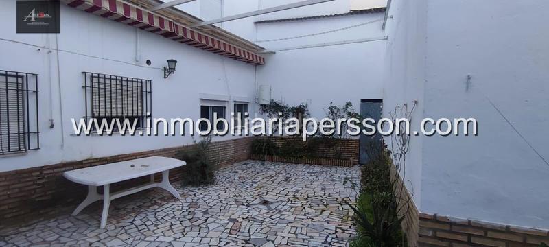 Foto 24e7a8e2-9ffb-4844-b07c-a564e826089c. Maison avec parking dans Écija