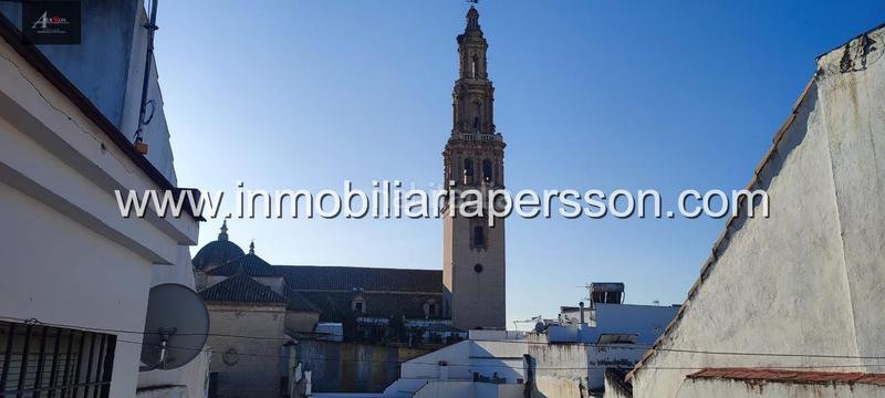 Foto 9af97ff6-b048-4c9f-a913-6938cdc6d96b. Maison avec parking dans Écija