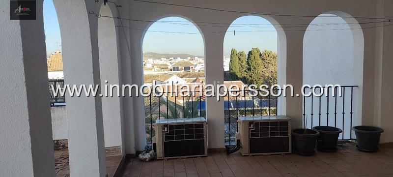 Foto 9d22f0e5-6db1-4344-92ce-fcf0131c045a. Maison avec parking dans Écija