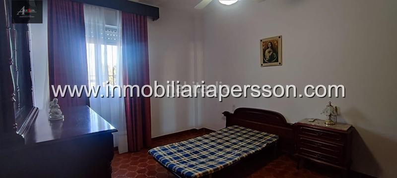 Foto bbd58694-5f4b-4929-b099-ab6229bbcfe7. Maison avec parking dans Écija