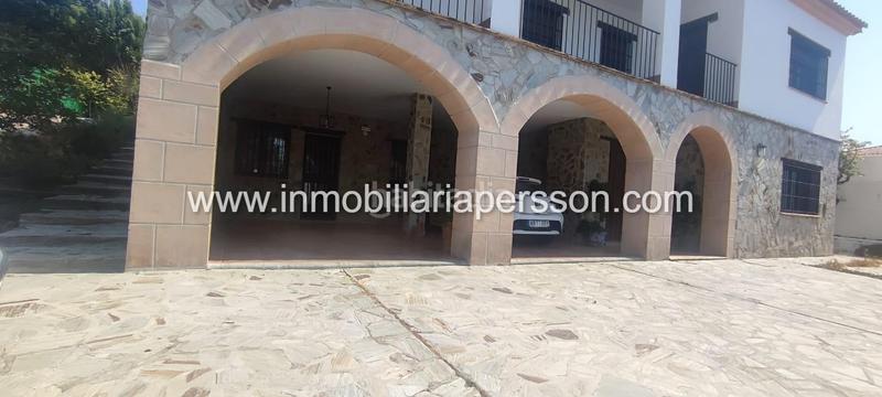 Foto 834b7349-ce36-4355-9d0b-927797dd92cf. Xalet amb calefacció aparcament piscina a Écija