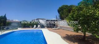 Chalet in Écija. Oportunidad única para vivir con estilo y confort en écija!