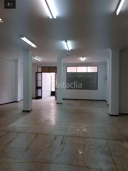 Foto 0ac3ba34-82b5-4b3b-8835-23d5152d324f. Locale commerciale in Écija