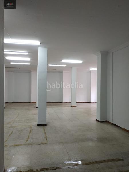 Foto e4a4fc1e-f8b1-4c25-b24a-cbfecddc3c9c. Locale commerciale in Écija