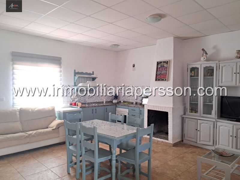 Foto 6214e0c7-b7e5-41f7-8d5a-5b8b684f294b. Masia amb piscina a Fuente Palmera
