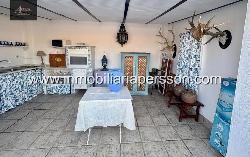 Foto bdd5f7de-8f1e-48d6-b67a-d6d17e7ae180. Casa amb aparcament a Écija