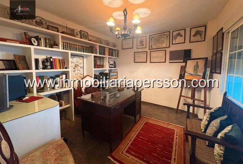 Foto e23a4e3b-6bee-47d9-9562-096c687923c1. Casa amb aparcament a Écija