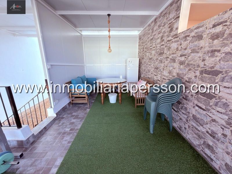 Foto 0842503c-efe8-499c-9573-081a187e9dd0. Casa adossada amb aparcament a Écija