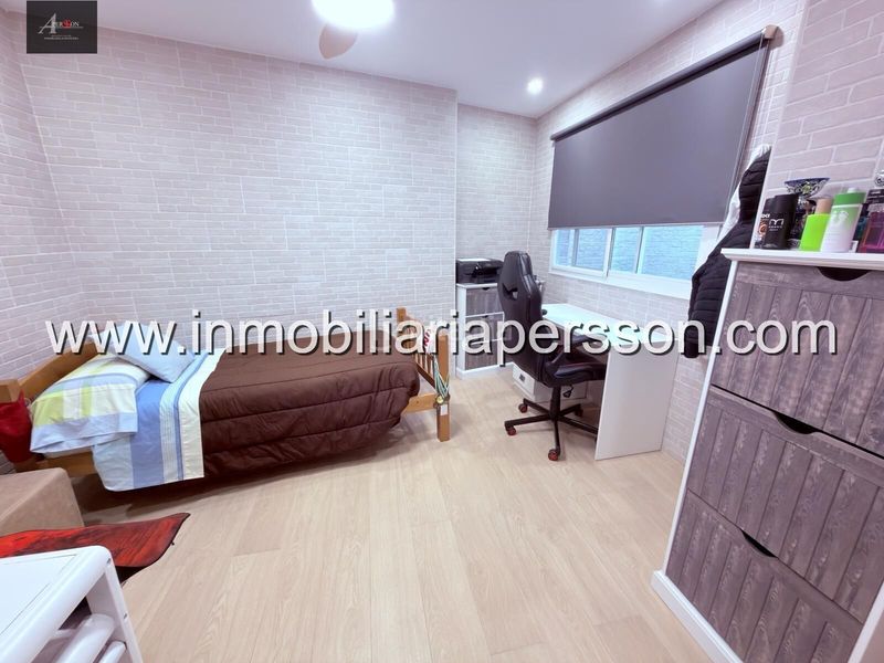 Foto 5e1c491b-bd25-4e3b-821b-c6fa0b276aa0. Casa adossada amb aparcament a Écija