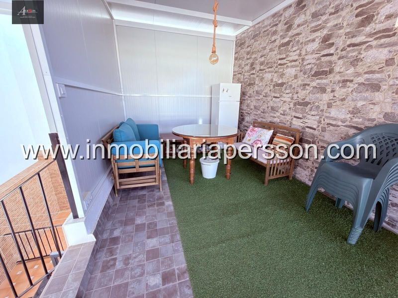 Foto 81421b6a-576e-4151-a5ce-d60a7ff06aa7. Casa adossada amb aparcament a Écija
