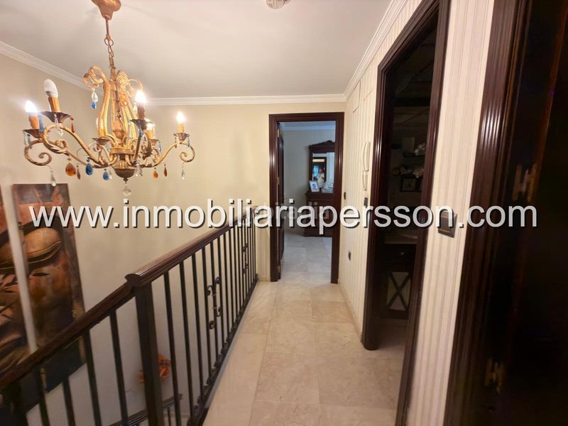 Foto 7c247a0a-6571-4c60-a0f1-32dd47015cb3. Casa adossada amb aparcament a Écija