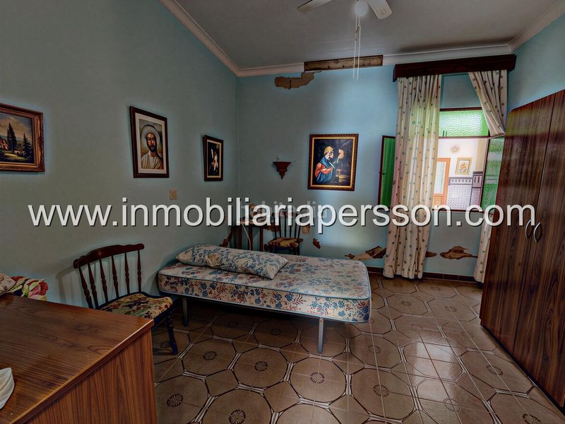 Foto 19c1e8aa-0233-4337-8b0f-90fc8c24c52c. Casa adossada amb aparcament a Écija