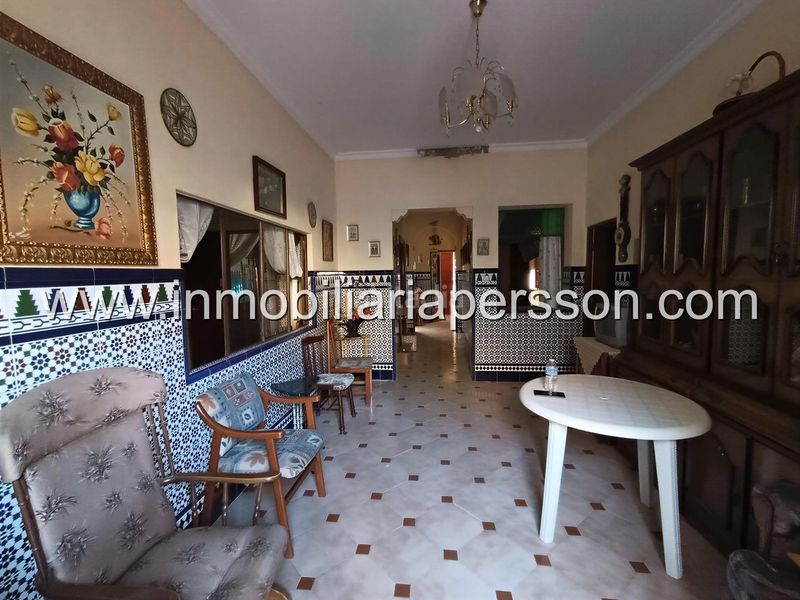 Foto 44788ea5-6c41-46db-8233-0eeaeb526679. Casa adossada amb aparcament a Écija