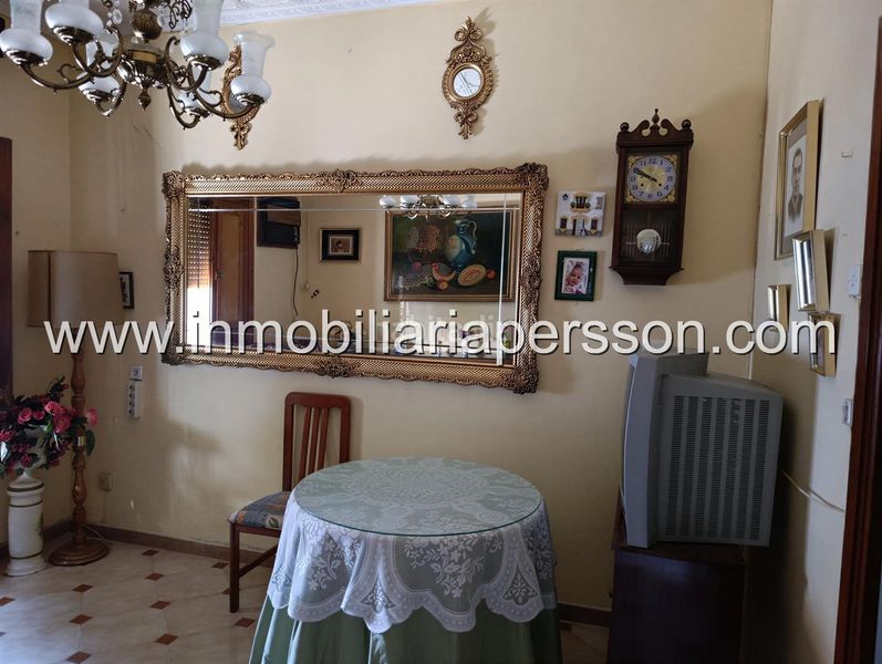 Foto 55577a84-a6fa-4fcd-82f0-1d7d9f245f0d. Casa adossada amb aparcament a Écija