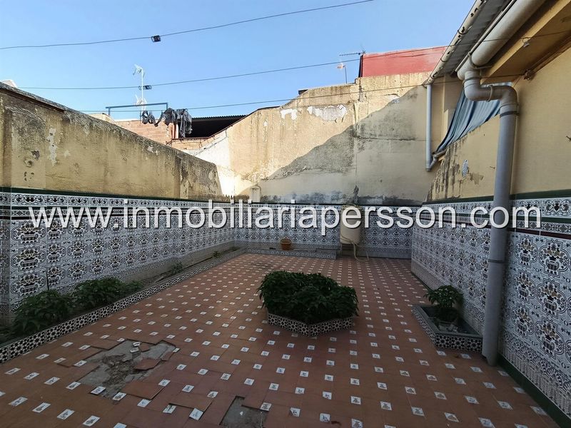 Foto 68227597-b8d1-41d1-bb03-761a2893fe77. Casa adossada amb aparcament a Écija
