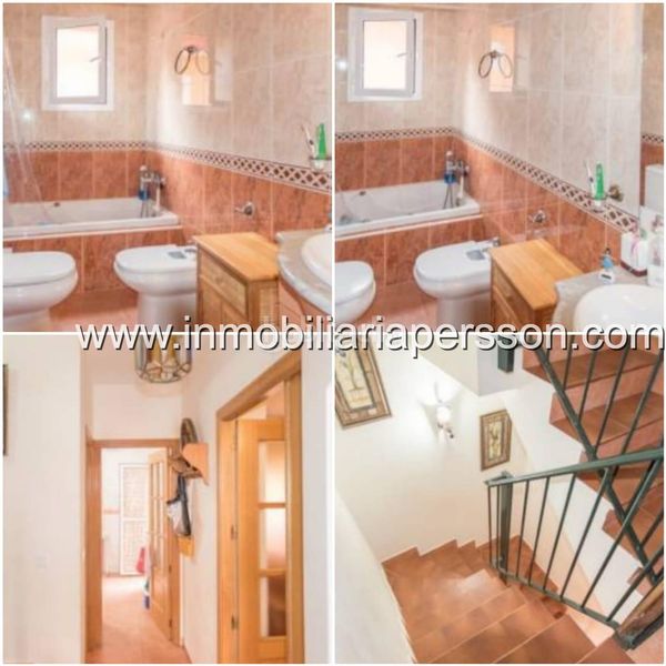 Foto c0795cbe-31f9-47d1-8741-c4232f06adb6. Casa adossada amb calefacció aparcament piscina a Lepe
