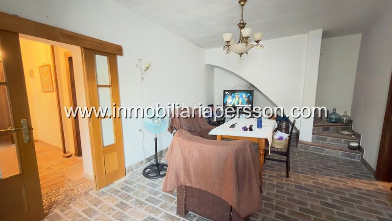 Foto 1aedc6fb-2e9f-4652-9d54-eeab6daa39d9. Casa amb aparcament a Cañada Rosal