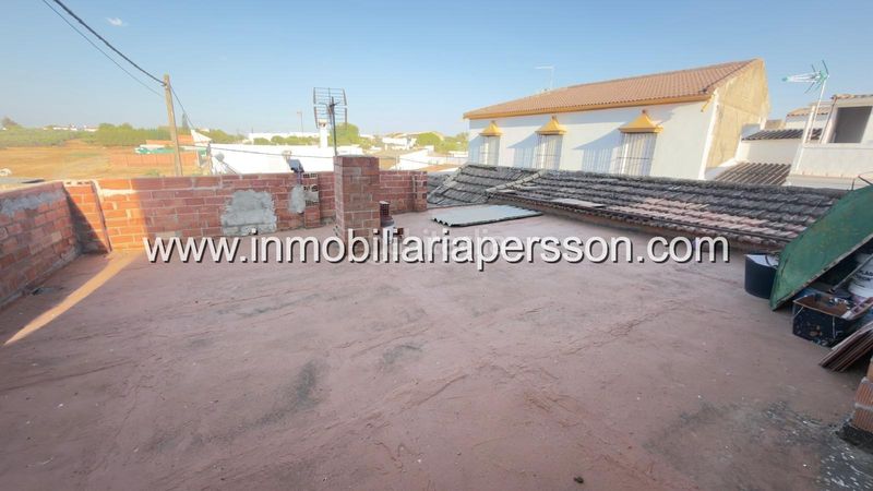 Foto 50d0e5af-2dd5-4dc0-8715-54fe742a7b92. Casa amb aparcament a Cañada Rosal