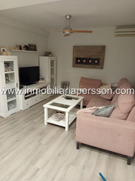 Foto 21a95e5d-1edf-4b7c-ba16-11386c8de104. Casa adossada amb aparcament a Écija
