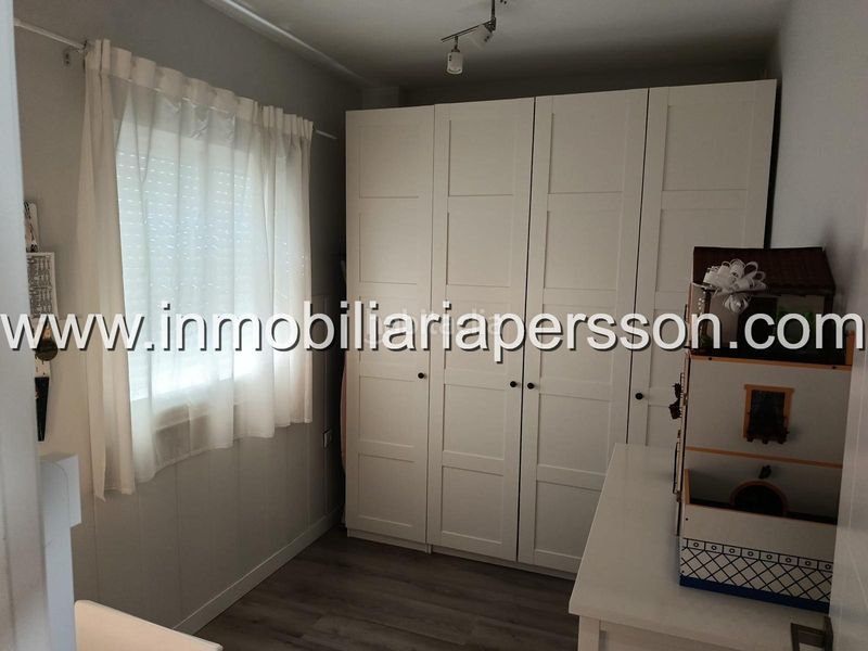Foto 28692dfd-5d46-41b3-9935-2a7182262c28. Casa adossada amb aparcament a Écija