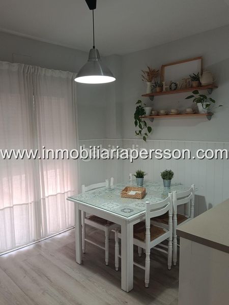 Foto 5ee97e4d-03a7-4f65-a85c-077c183b867f. Casa adossada amb aparcament a Écija