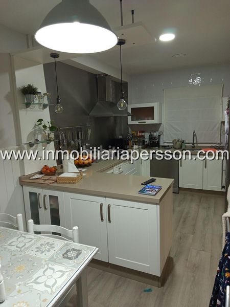 Foto b890136d-17e6-414d-90fb-adad459998dc. Casa adossada amb aparcament a Écija