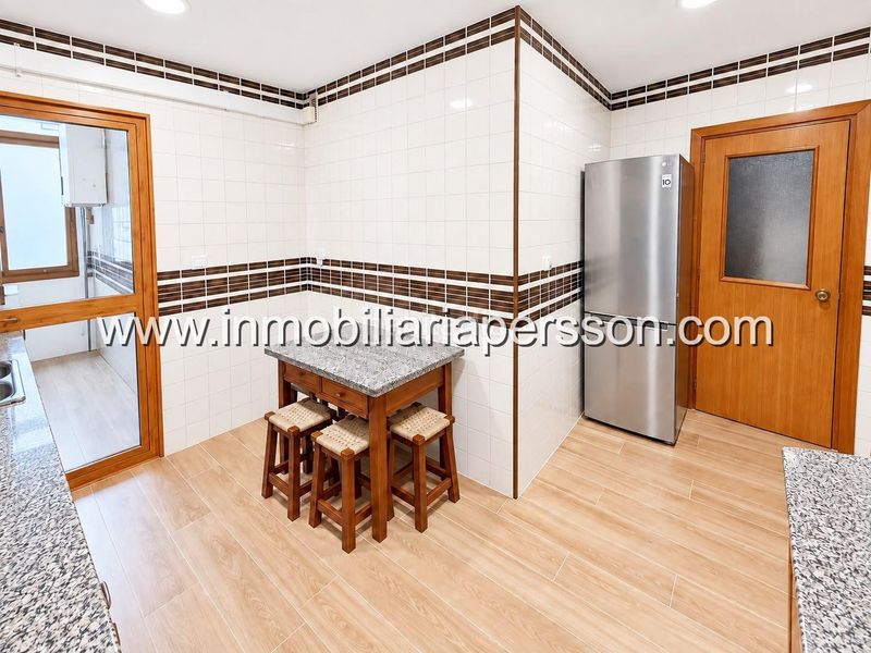 Foto a2a81017-04fc-47b3-9978-5f15c2f910d1. Pis amb aparcament a Écija