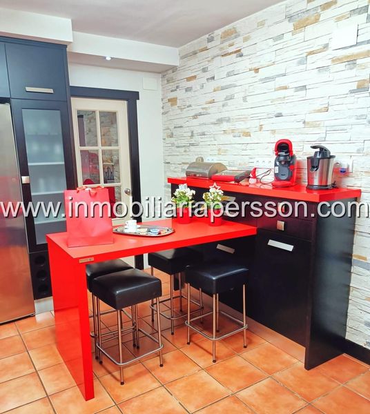 Foto a556e5a1-b8cb-44a3-ac06-fffb155ace1f. Casa amb calefacció a Écija