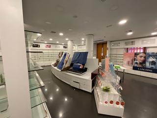 Lloguer Local Comercial a Centro. Local comercial en alquiler en zona centro