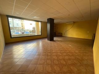 Lloguer Local Comercial a Fuentemora. Local comercial