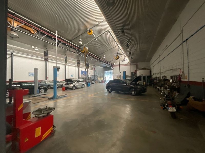 Foto c232c3e3-0207-42b1-9962-6ca3404710ea. Location bâtiment à usage industriel dans Zona de la Vega Antequera