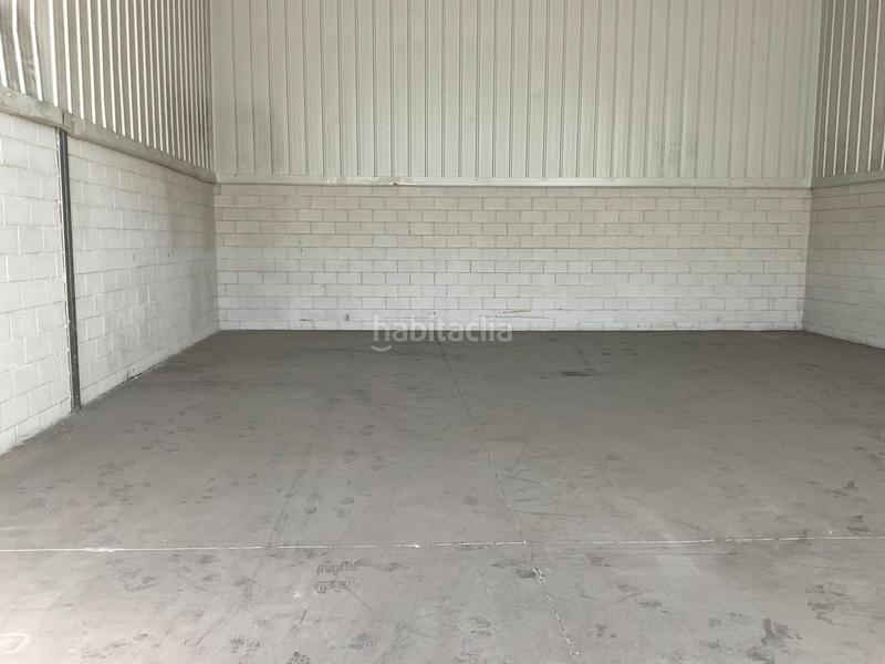 Foto 8f5876e0-abc7-4ff8-acbf-b0f44cabdec7. Rent industrial building in Zona de la Vega Antequera