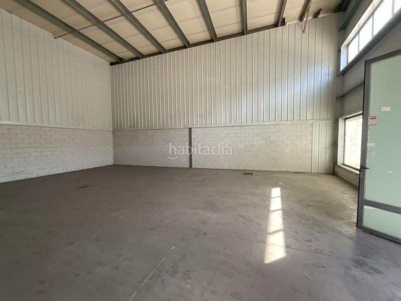 Foto fd84080d-d05b-4a76-94f9-8f3a764c0b14. Rent industrial building in Zona de la Vega Antequera