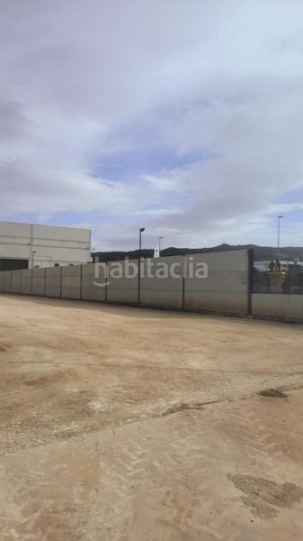 Foto 951207ec-118d-42c9-bfe9-b1b2c93d2340. Rent residential plot in Zona de la Vega Antequera