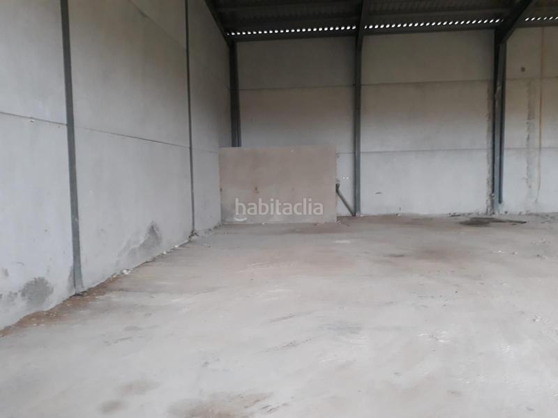 Foto 9eb9a842-f3f6-4e1b-b3c5-b98a579ba3ab. Fabrikhalle in Benamejí