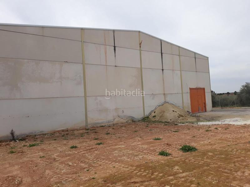 Foto a56f7e17-a9de-4c23-b3db-18c79d36d86c. Fabrikhalle in Benamejí